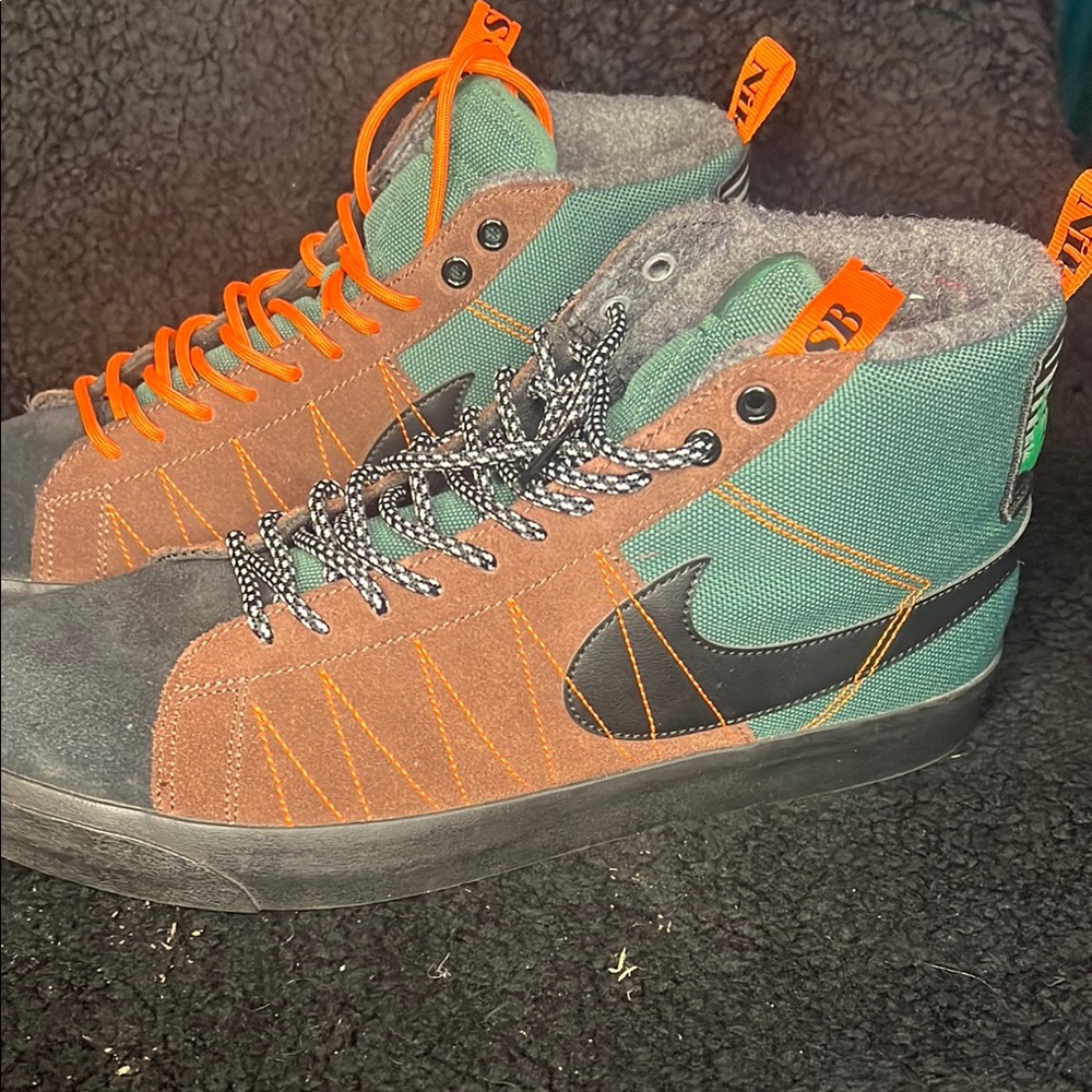 Nike Green and Brown High-Top Athletic Shoes